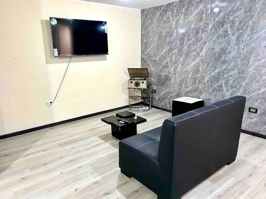 Apartment Ferienwohnung Departamento Amplio Y Moderno Sector Residencial Quito