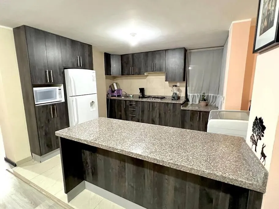 Apartment Ferienwohnung Departamento Amplio Y Moderno Sector Residencial Quito Ecuador