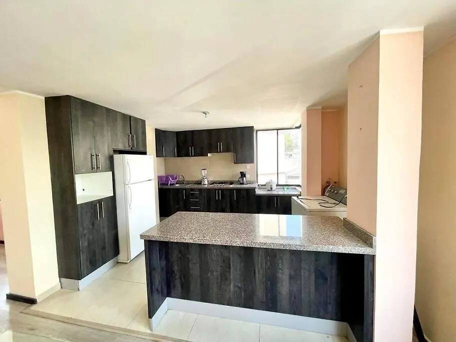 Departamento Amplio Y Moderno Sector Residencial Apartment Quito 0*,