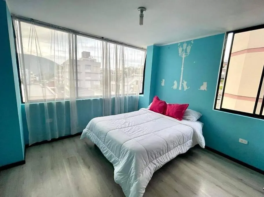 Departamento Amplio Y Moderno Sector Residencial Apartment Quito